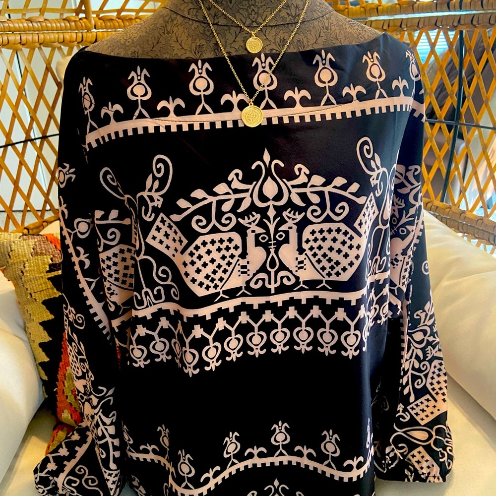 New Black & Taupe Top